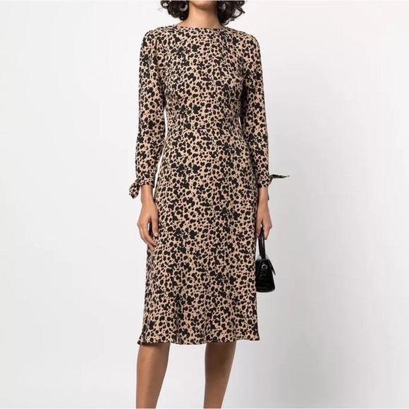 Reformation Dresses & Skirts - Reformation Dress in Blitz Size: 2